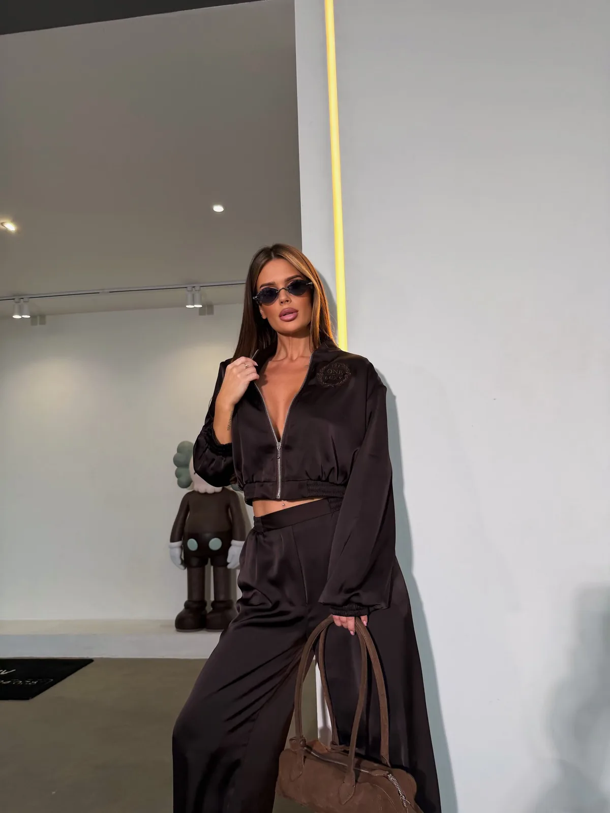 silk suit OLS