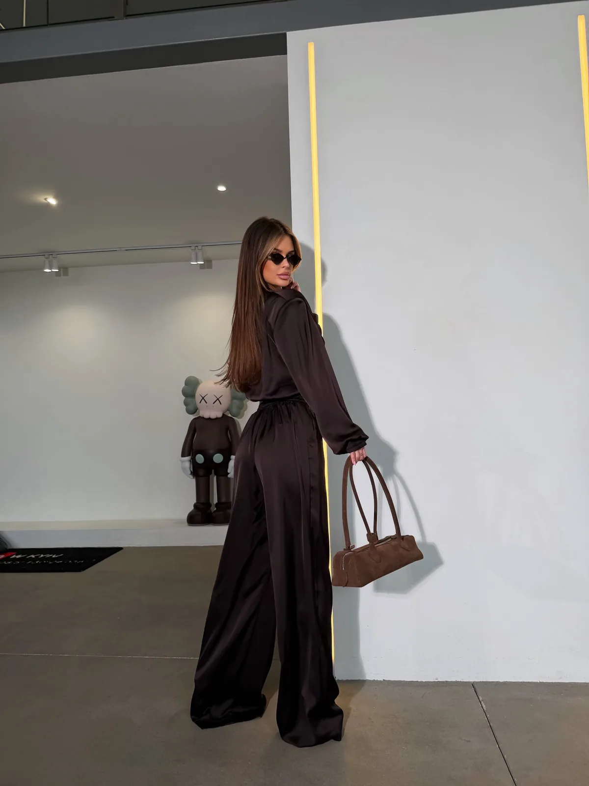 silk suit OLS